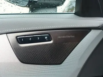 XC90 Ultra T8 AWD Plug-in Hybrid Pano/HeadUp/H&K