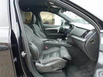 XC90 T8 AWD Plug-in Hybrid Pano/AHK/B&W/Four-C