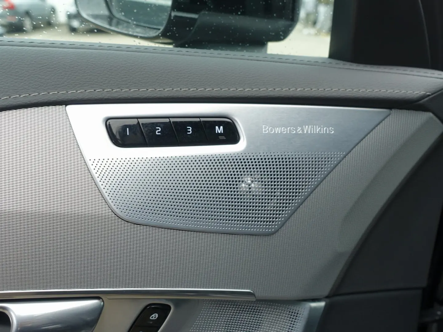 XC90 T8 AWD Plug-in Hybrid Pano/AHK/B&W/Four-C