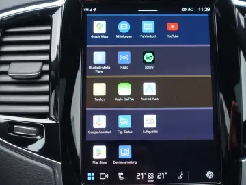XC90 T8 AWD Plug-in Hybrid Pano/AHK/B&W/Four-C