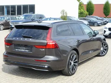V60 Plus Dark T6 AWD Plug-in Hybrid KAMERA/BLIS