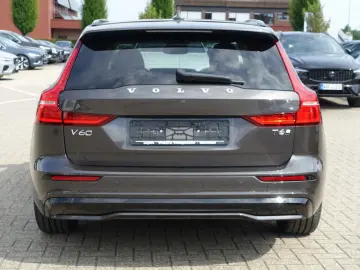 V60 Plus Dark T6 AWD Plug-in Hybrid KAMERA/BLIS
