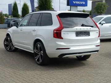 XC90 Ultra Dark T8 AWD Plug-in Hybrid PANO/B&W