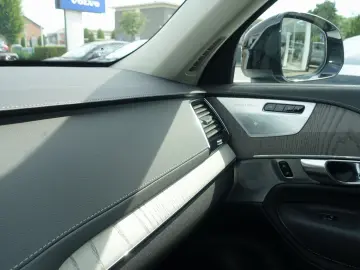 XC90 Ultra Dark T8 AWD Plug-in Hybrid PANO/B&W