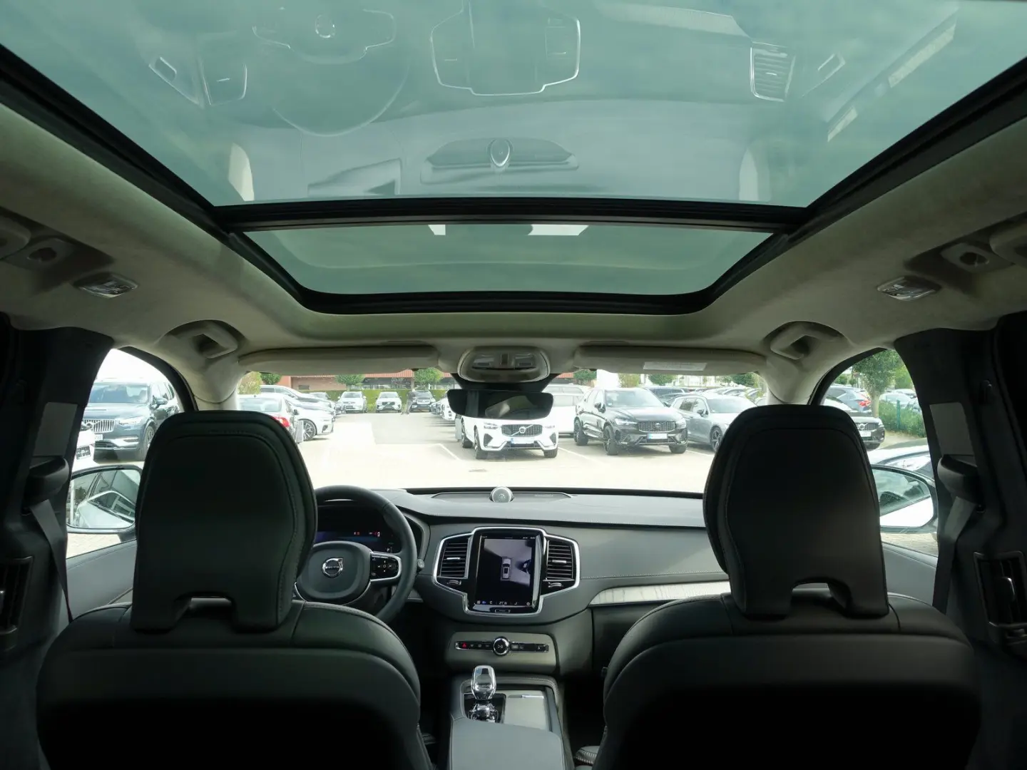XC90 Ultra Dark T8 AWD Plug-in Hybrid PANO/B&W