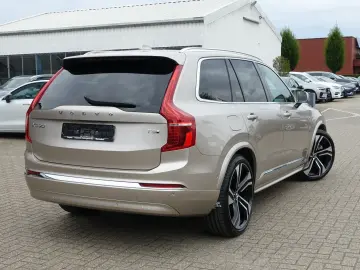 XC90 Plus T8 AWD Plug-in Hybrid Pano,B&W,HeadUp