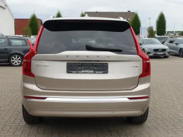 XC90 Plus T8 AWD Plug-in Hybrid Pano,B&W,HeadUp