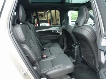 XC90 Plus T8 AWD Plug-in Hybrid Pano,B&W,HeadUp