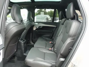XC90 Plus T8 AWD Plug-in Hybrid Pano,B&W,HeadUp