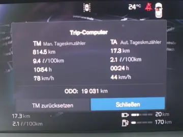 XC90 Plus T8 AWD Plug-in Hybrid Pano,B&W,HeadUp