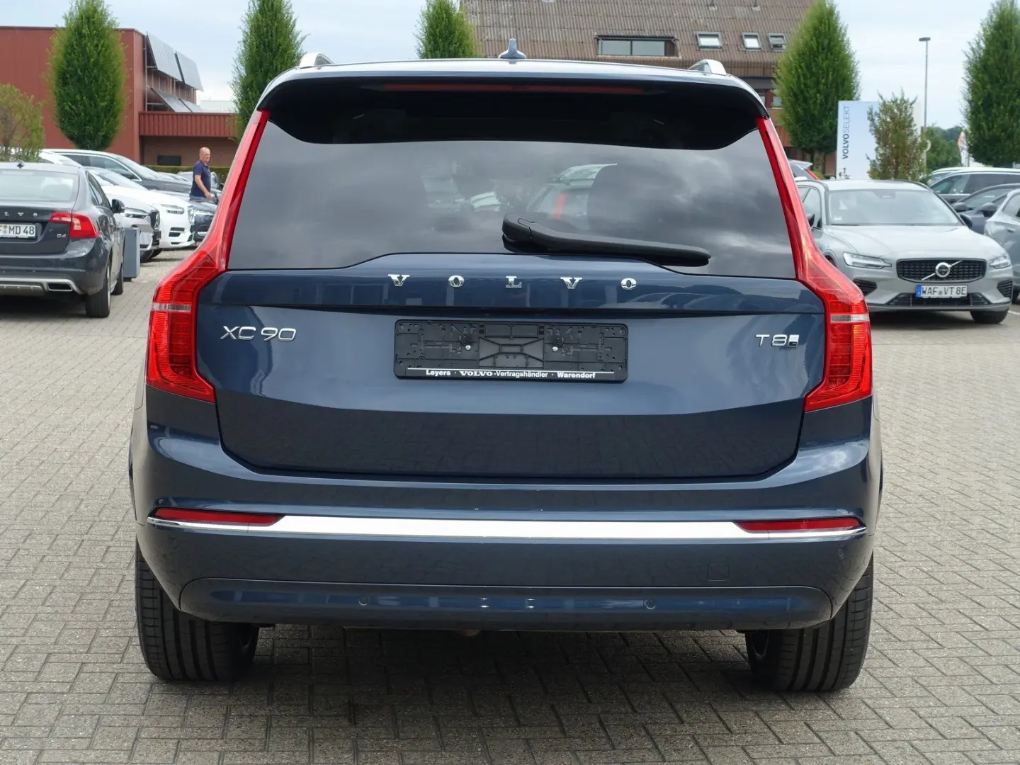 XC90 Ultra Bright T8 AWD Plug-in Hybrid Pano,B&W