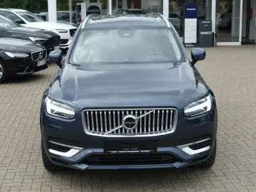 XC90 Ultra Bright T8 AWD Plug-in Hybrid Pano,B&W