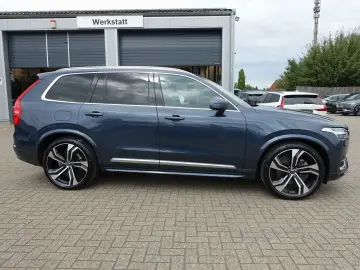 XC90 Ultra Bright T8 AWD Plug-in Hybrid Pano,B&W