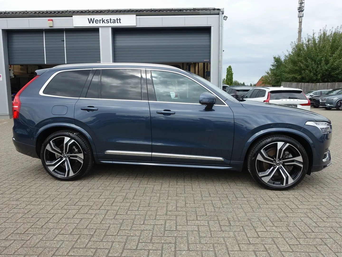 XC90 Ultra Bright T8 AWD Plug-in Hybrid Pano,B&W