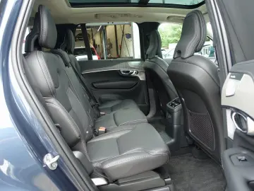XC90 Ultra Bright T8 AWD Plug-in Hybrid Pano,B&W