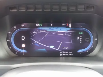 XC90 Ultra Bright T8 AWD Plug-in Hybrid Pano,B&W