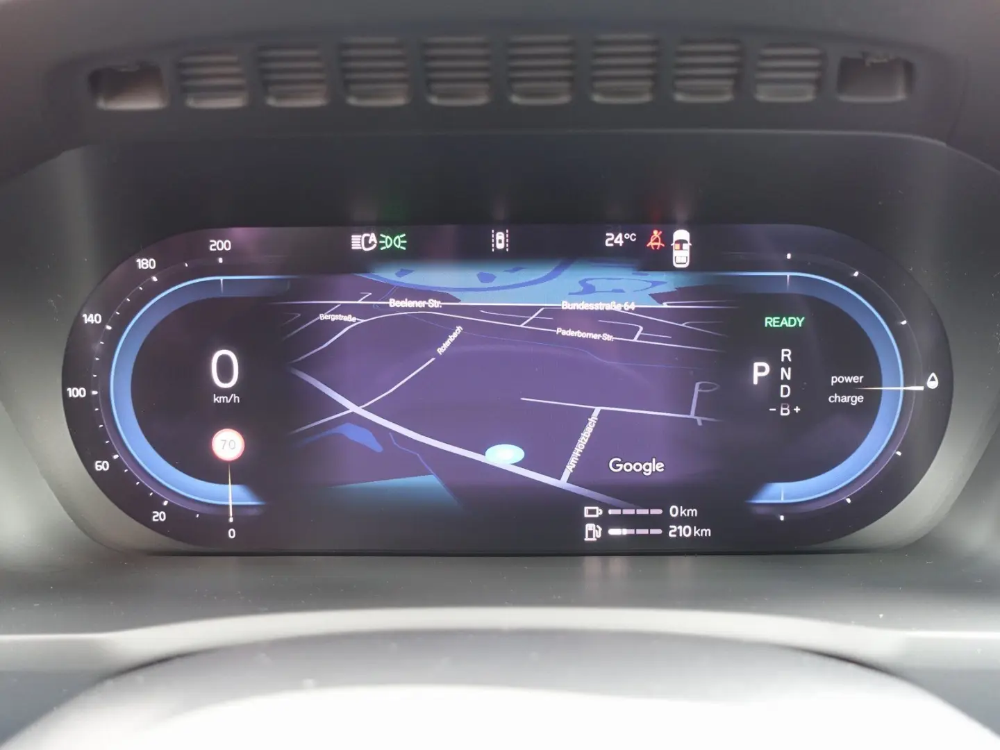 XC90 Ultra Bright T8 AWD Plug-in Hybrid Pano,B&W