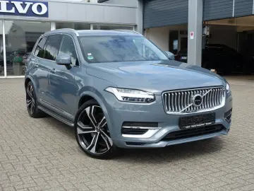 XC90 T8 Recharge AWD Ultimate Bright FOUR-C/B&W
