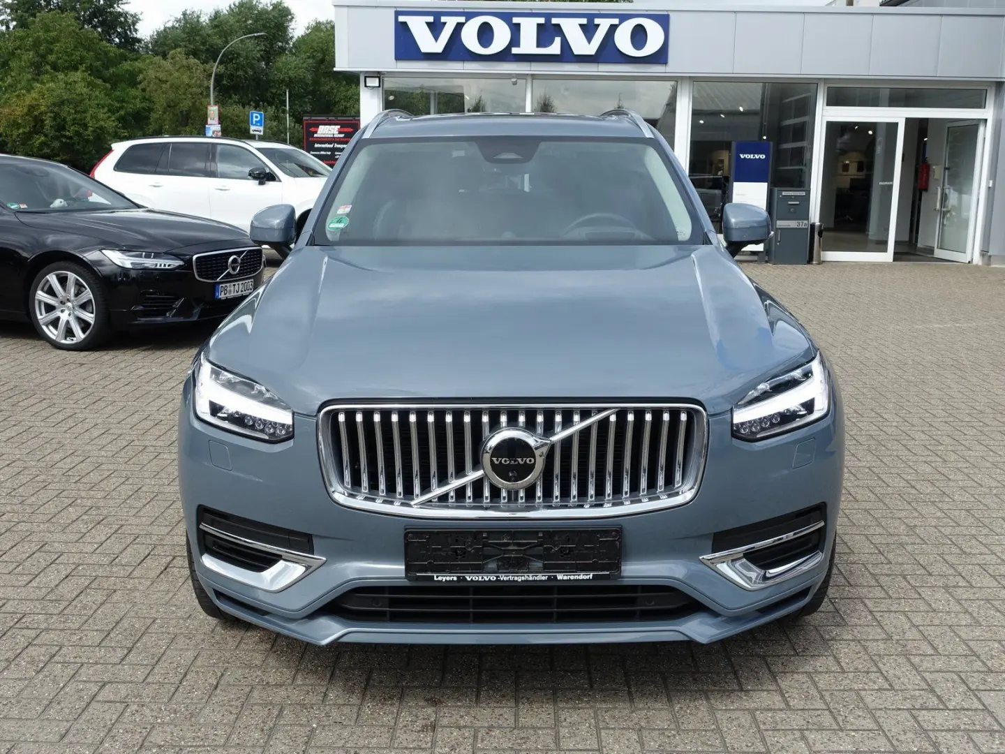 XC90 T8 Recharge AWD Ultimate Bright FOUR-C/B&W