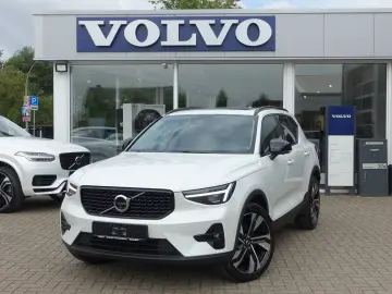 XC40 Ultra Dark B4 Mild-Hybrid PANO 360 KAM BLIS