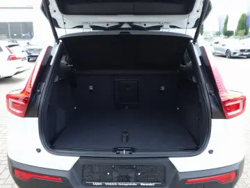 XC40 Ultra Dark B4 Mild-Hybrid PANO/360°KAM/BLIS