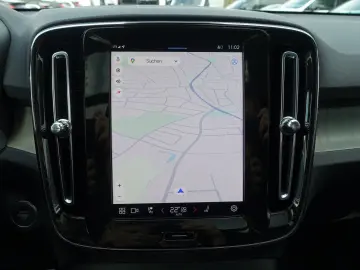 XC40 Ultra Dark B4 Mild-Hybrid PANO/360°KAM/BLIS