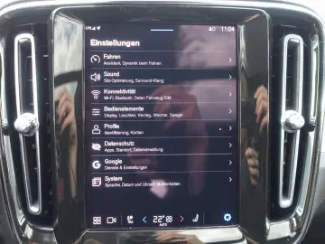 XC40 Ultra Dark B4 Mild-Hybrid PANO/360°KAM/BLIS