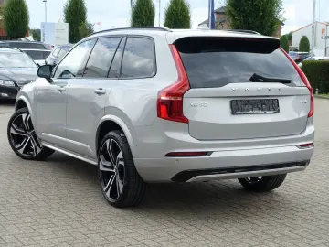 XC90 Ultra T8 AWD Plug-In 360°/PANO/B&W/HUD/BLIS