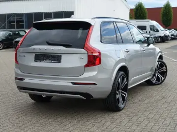 XC90 Ultra T8 AWD Plug-In 360°/PANO/B&W/HUD/BLIS