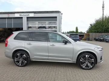 XC90 Ultra T8 AWD Plug-In 360°/PANO/B&W/HUD/BLIS
