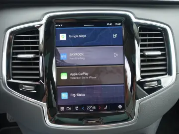 XC90 Ultra T8 AWD Plug-In 360°/PANO/B&W/HUD/BLIS