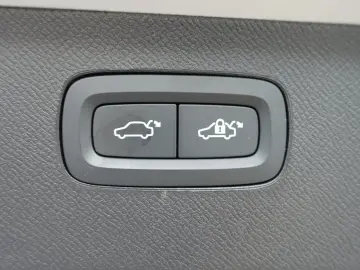 XC90 Ultra T8 AWD Plug-In 360°/PANO/B&W/HUD/BLIS