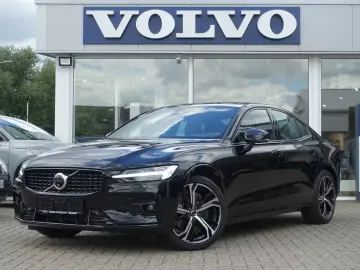 S60 Ultimate Dark B5 AWD Benzin PANO HUD BLIS