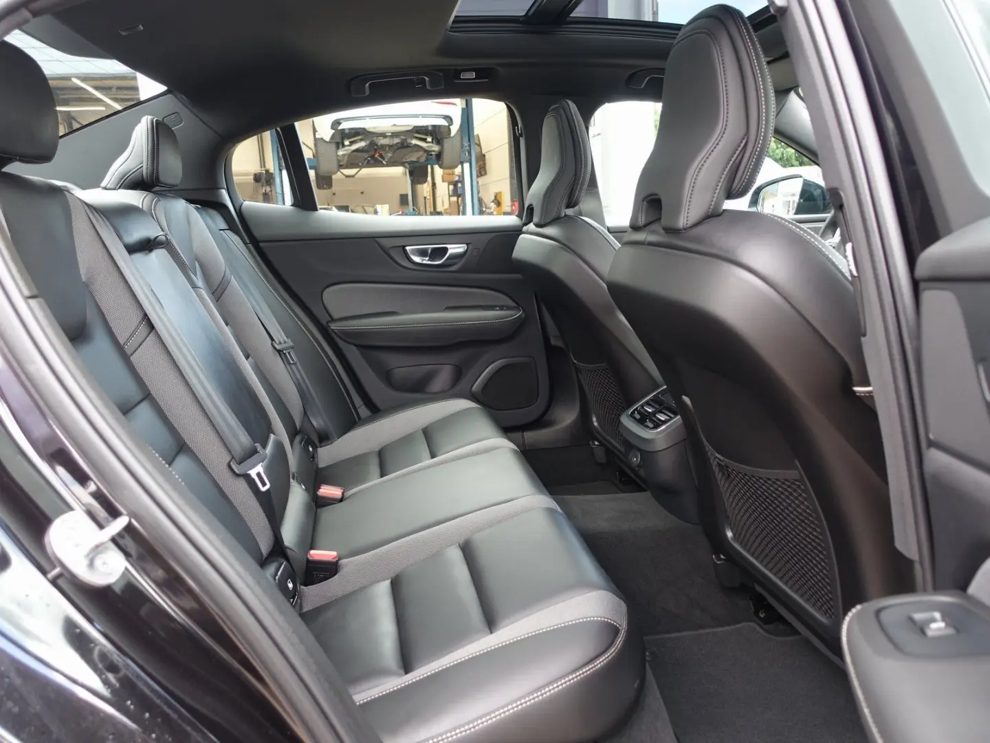 S60 Ultimate Dark B5 AWD Benzin PANO/HUD/BLIS