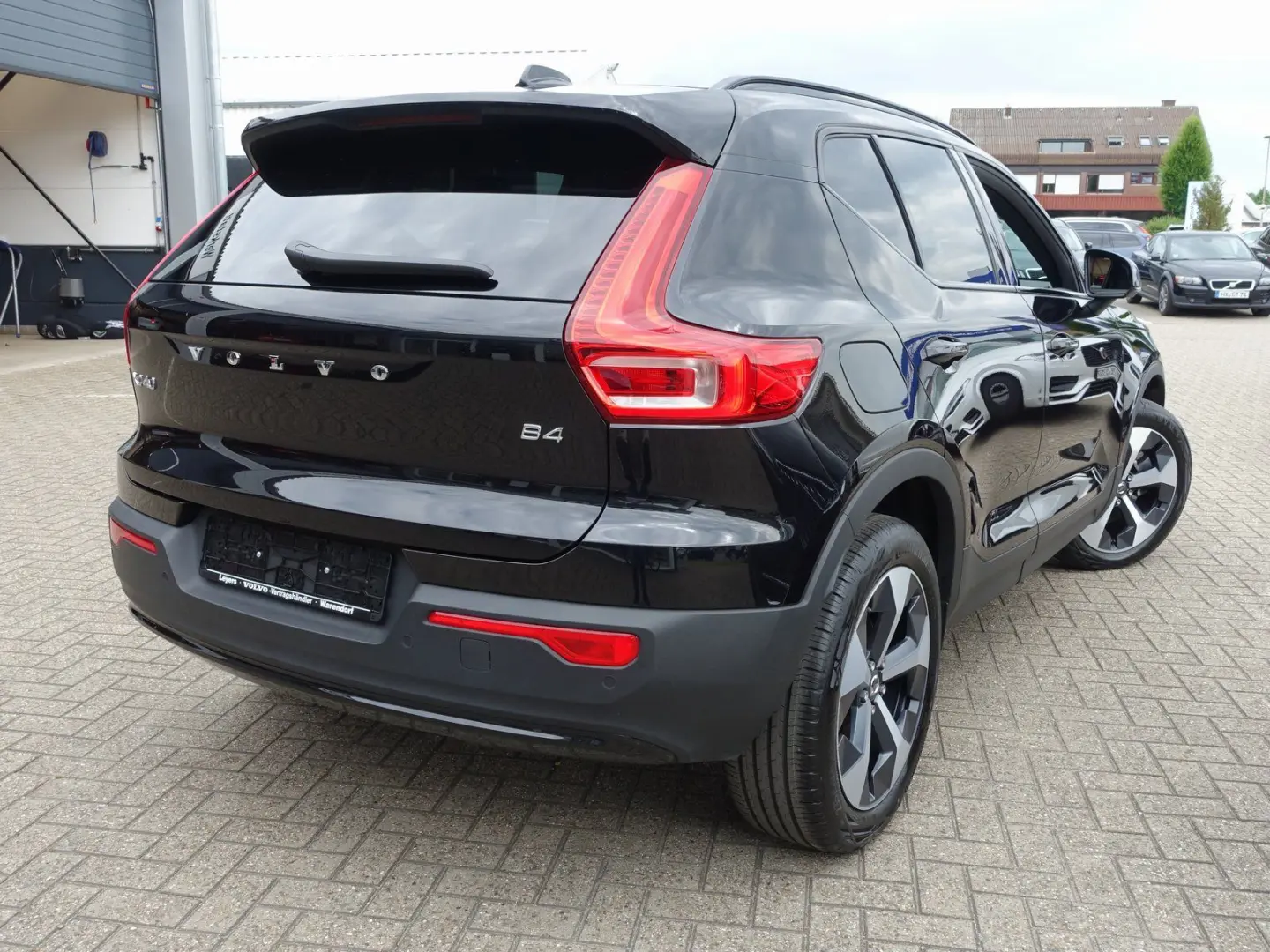 XC40 Ultra B4 Mild-Hybrid/Dark/Kamera/H&K/BLIS