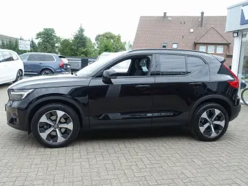 XC40 Ultra B4 Mild-Hybrid/Dark/Kamera/H&K/BLIS
