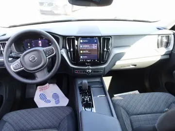 XC60 Core B4/Kamera/Google/Winterpaket/Carplay