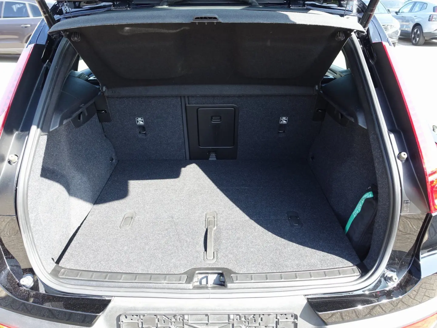 XC40 Recharge Pro Single BLIS/360°KAM/AHK/PANO