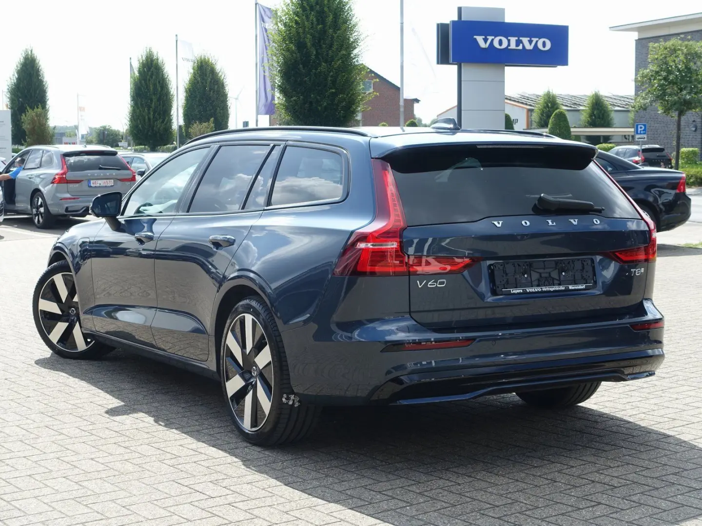 V60 Ultra T8 AWD Recharge B&W/360°/AHK/MASSAGE