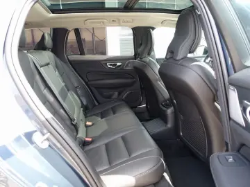 V60 Ultra T8 AWD Recharge B&W/360°/AHK/MASSAGE