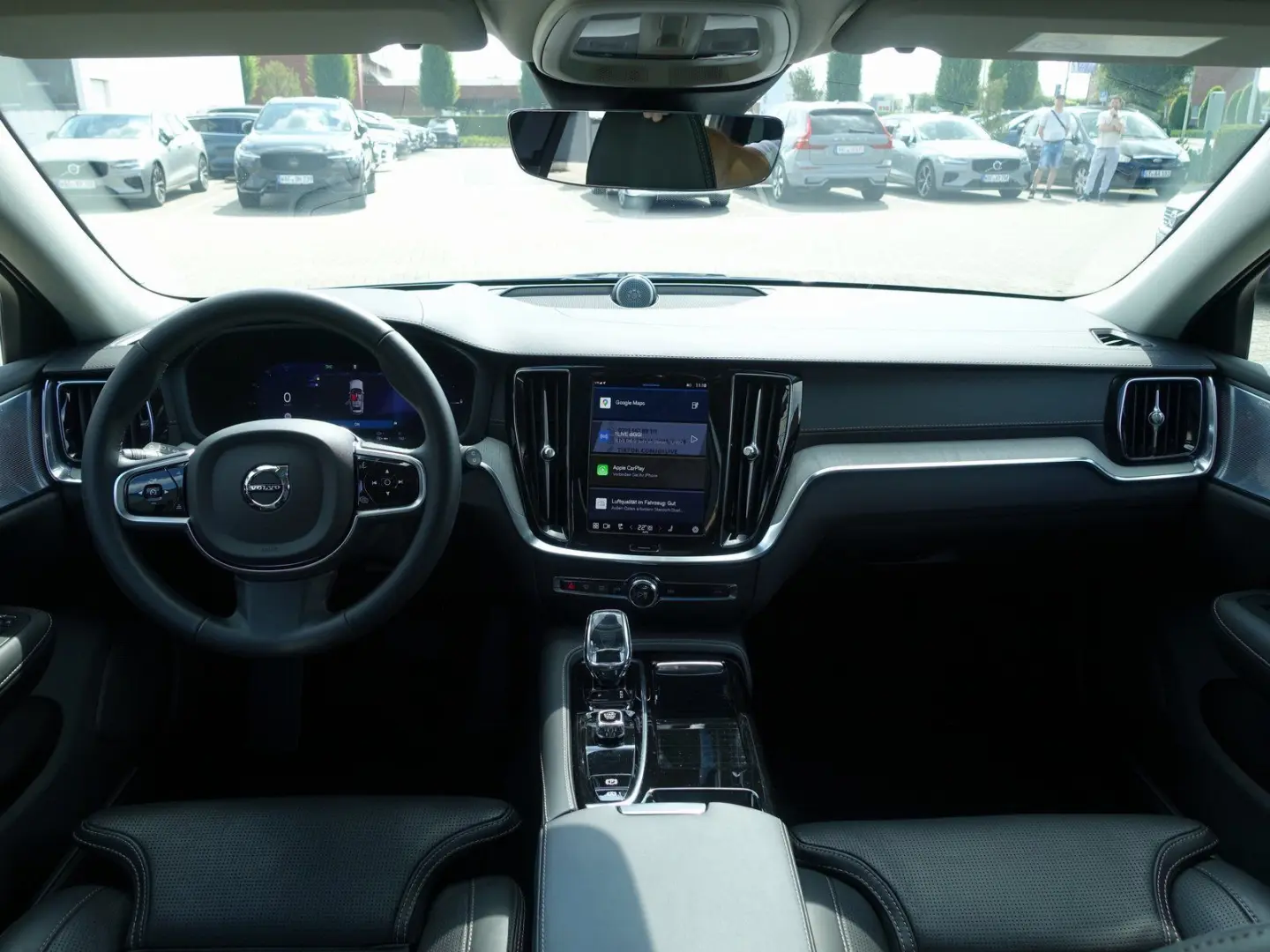 V60 Ultra T8 AWD Recharge B&W/360°/AHK/MASSAGE