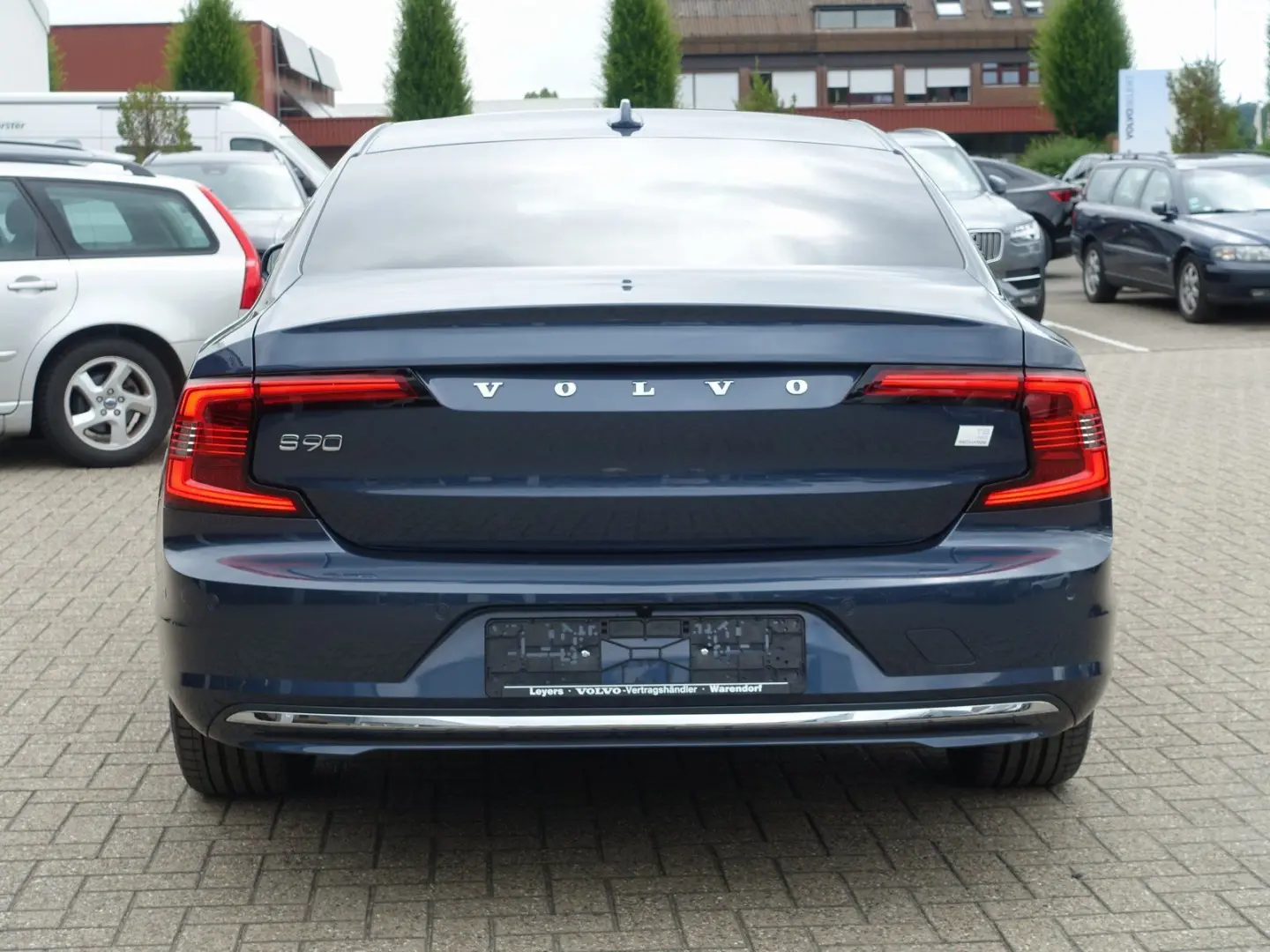 S90 Recharge Ultimate Brigh T8 AWD B&W/PANO/LUFT