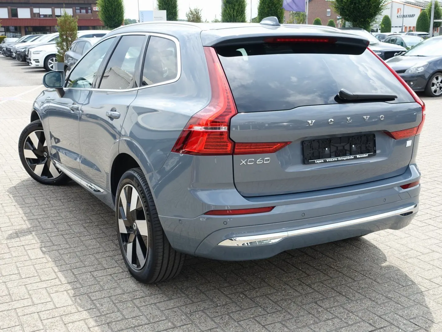 XC60 Recharge Plus T8 AWD/360°Cam/Pano/Memory