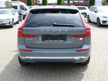 XC60 Recharge Plus T8 AWD/360°Cam/Pano/Memory