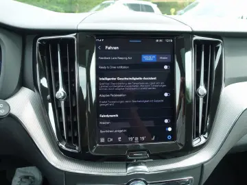 XC60 Recharge Plus T8 AWD/360°Cam/Pano/Memory