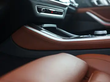 X5 50e xDrive | M Performance - Massage