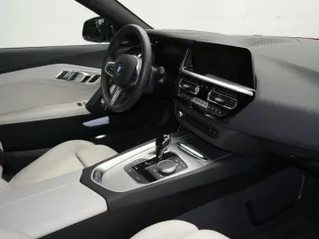 Z4 M40i |Windschutz |Head-Up Display |Sportsitze