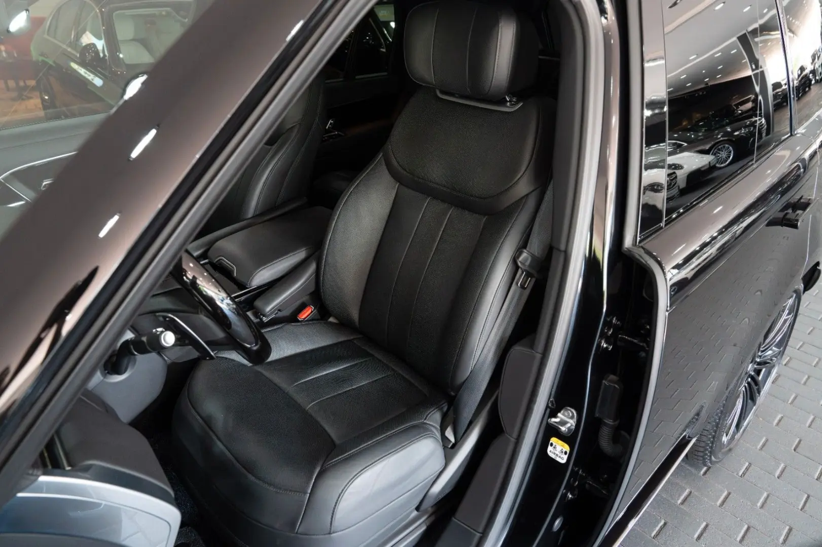 Range Rover Autobiography*MERIDIAN*23