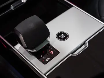 Range Rover Autobiography*MERIDIAN*23