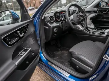 C 200 4M Avantgarde Advanced PLUS Kamera MBUX